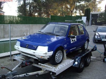 Peugeot 205  1.6 gti con remolque