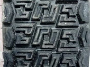 Michelin tl80 de tierra para llanta 14 con muy pocos km cronometrados