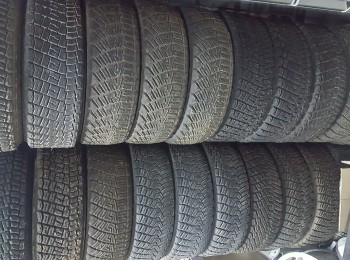 20 ruedas de tierra en 15. pirelli y hankook.