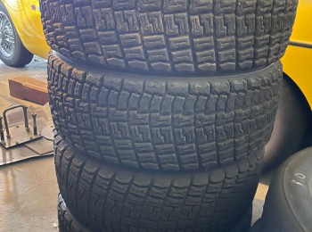Neumáticos hankook tierra usados 20€