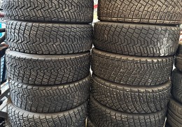 Ruedas de tierra en 15” en muy buen estado 