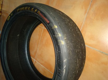 Neumático ferrari challenge