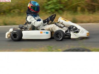 Se vende chasis v-max con /sin motor sonik tx