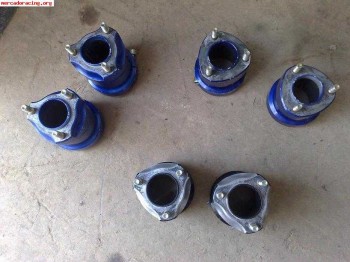 Se venden bujes traseros