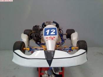 Se vende top-kart