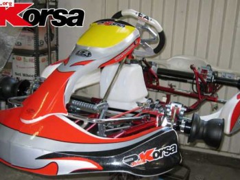 Chasis rosso korsa con frenos delanteros 2 dia de uso 1800€