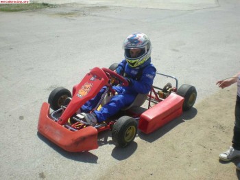  vendo kart ,cadete con motor comer 80,muy fiable y en buen 