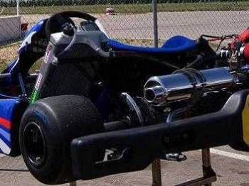 Oferta..... chasis amv con frenos delanteros 1000€