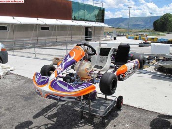 Exprit (tonykart) con x30 2010