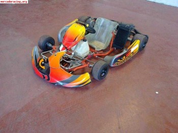 Se vende kart intrepid cruiser x30