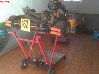 Vendo carro porta kart electrico
