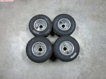 Vega agua con llantas.