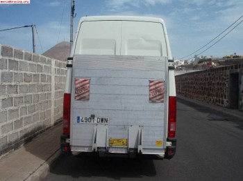 Vendo plataforma trasera hidraulica para furgones