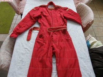 Vendo mono de competicion