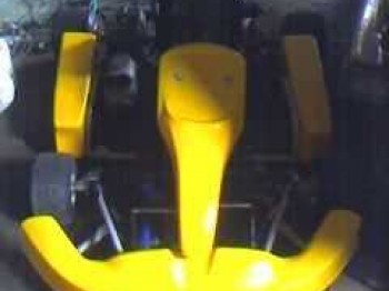 Vendo kart 900 euros .