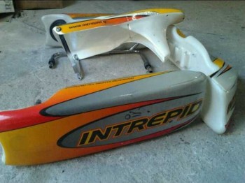 Pontones kart intrepid como nuevos galicia 