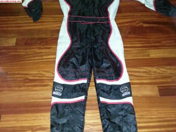 Ropa de karting