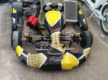 Se vende kart 125 o se cambia por moto de cross  enduro