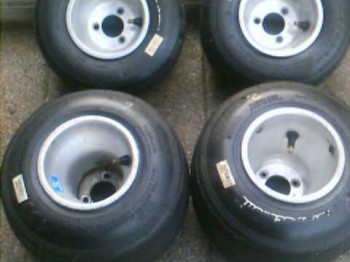 Vendo llanatas de aluminio de kart