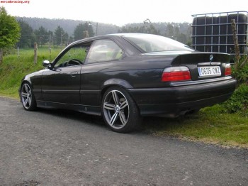 Se vende bmw 325i coupe e36 con autoblocante