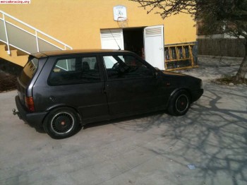Se vende o cambia fiat uno turbo