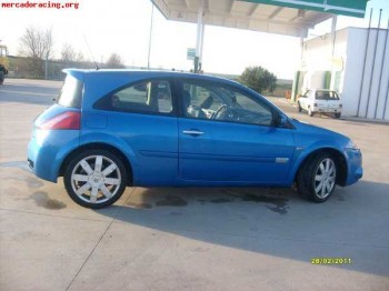 Megane sport 225 cv. 8.600 €