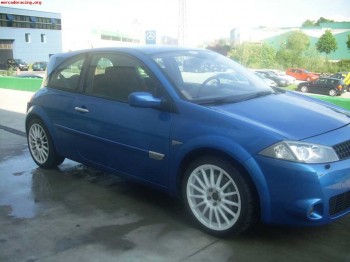 Se vende megane sport 225 cv azul claro 10000