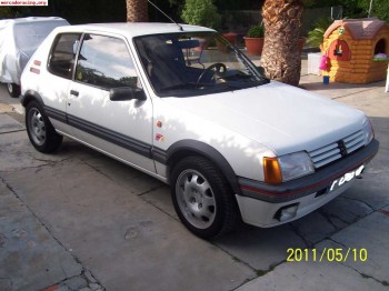 Se vende peugeot 205 gti