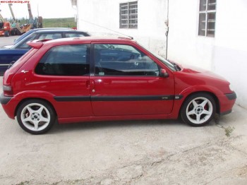 Saxo 16v 4000€ o cambio