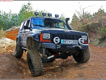 Jeep cherokee impresionante