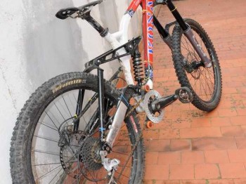 Se cambia o se vende kona stab deluxe de descenso