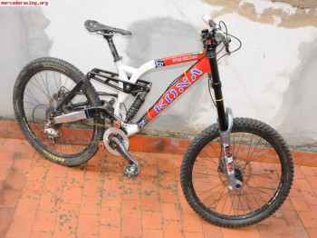 Se vende o se cambia kona stab deluxe de descenso