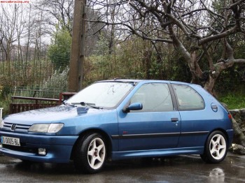 Se vende entero o despiece de peugeot 306 xsi fase i