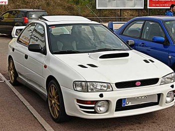 Subaru impreza gt turbo 4x4