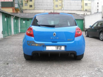 Clio sport f1 team r27