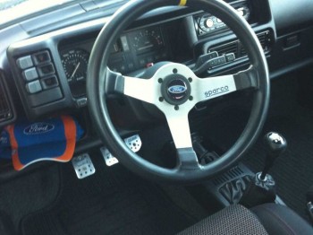 Ford fiesta xr2 restaurado 