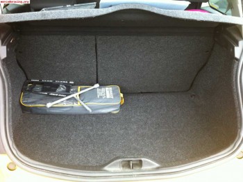 Vendo renault megane  f1 team r26