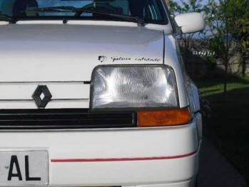 Se vende o se cambia renault supercinco