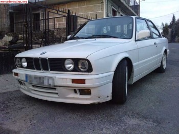 Busco coche con gancho remolque