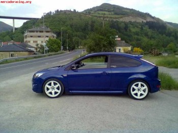 Se vende ford focus st 225 !!!!!!!!!impecable!!!!!!!!!!