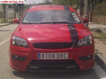 Se vende precioso ford focus 2006 muchos extras.