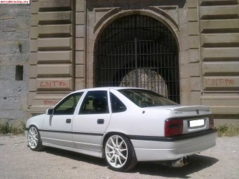 Se vende vectra 4x4 turbo!!