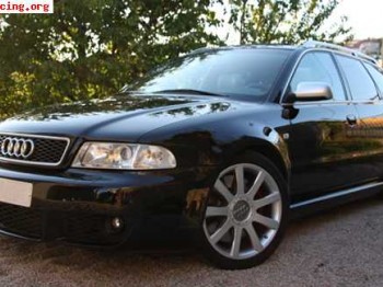 Audi rs4 2.7 quattro avant 5p. 381cv impecable con 79082 km.