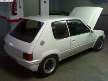 Se vende 205 rallye muy puntero motor 1.3 orijinal
