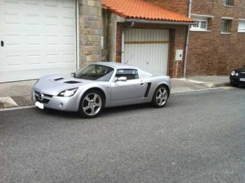 Se vende opel speedster