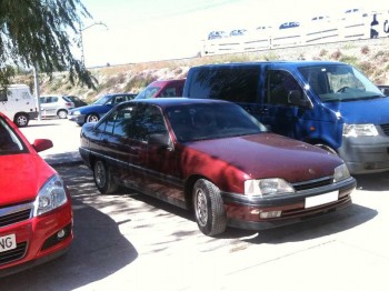 Vendo opel omega a 2.6i cd