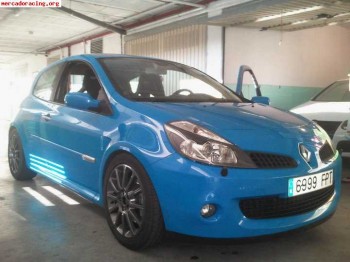 Se vende o cambio clio sport 197 azul pitufo con todos los e
