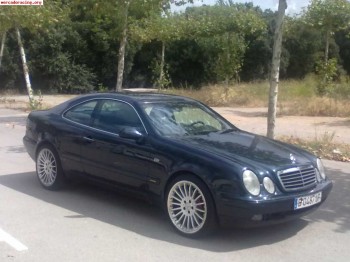 Vendo clk 430 v8 look amg 280cv 7900€