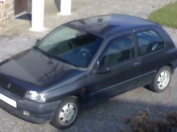 Urge venta renault clio 1.8s (300e)