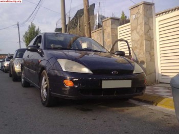 Ford focus 2.0i 16v trend [documentación extraviada]